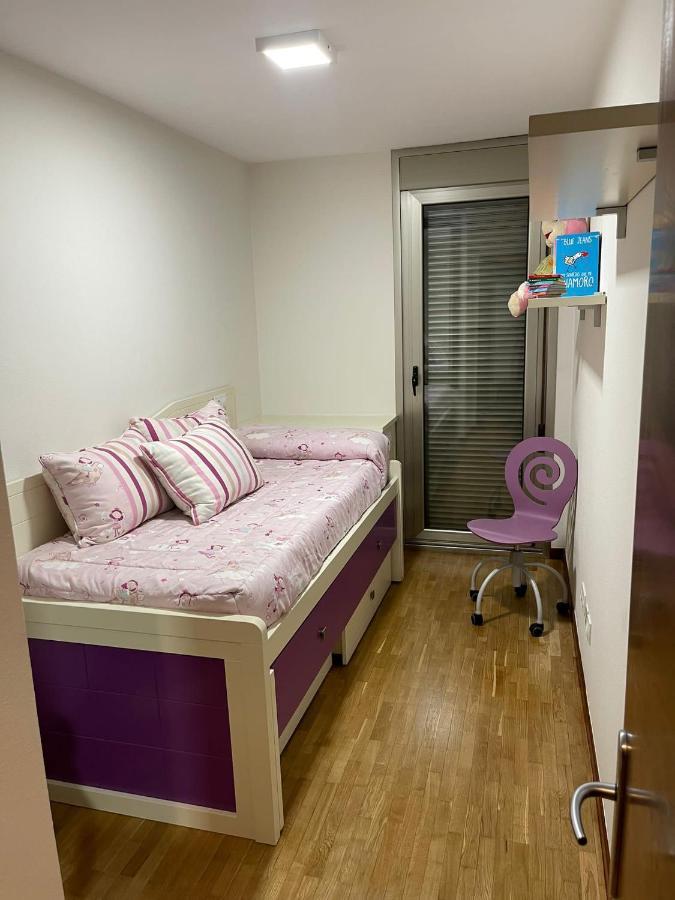 Gijon Lauredal Apartment Luaran gambar