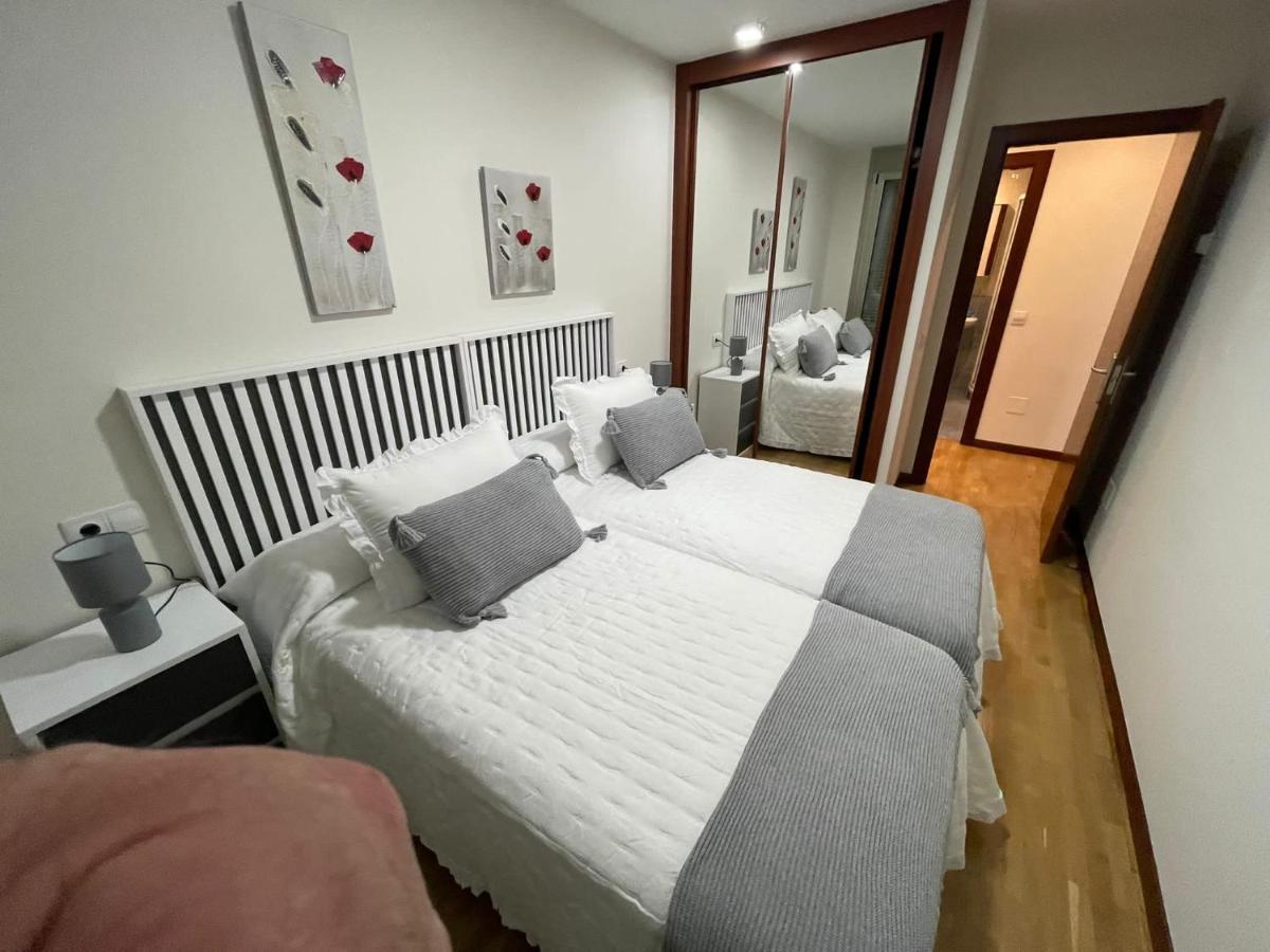 Gijon Lauredal Apartment Luaran gambar