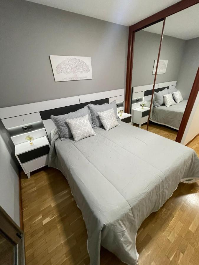Gijon Lauredal Apartment Luaran gambar