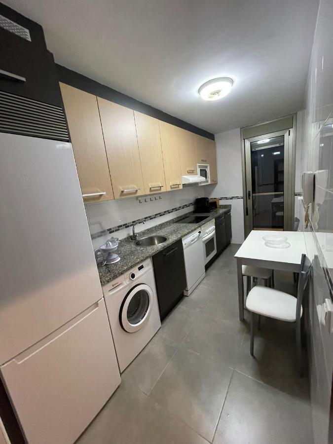 Gijon Lauredal Apartment Luaran gambar